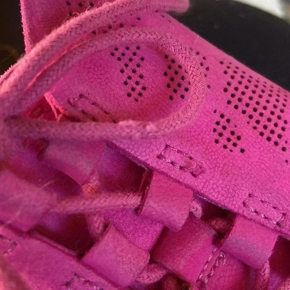 Cole Haan Fuschia ZERØGRAND Perforated Trainer size 8 - Picture 5 of 5